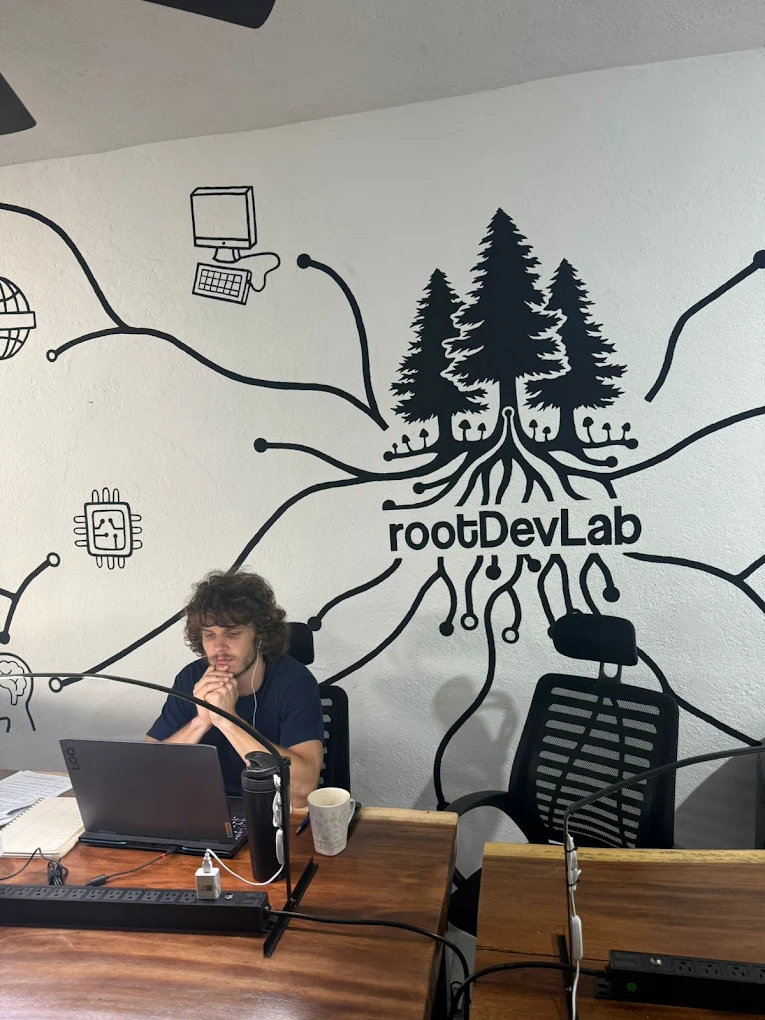 Espacio donde se realizan los meetups de Playas on Tech en Manzanillo, Colima — frente al mar